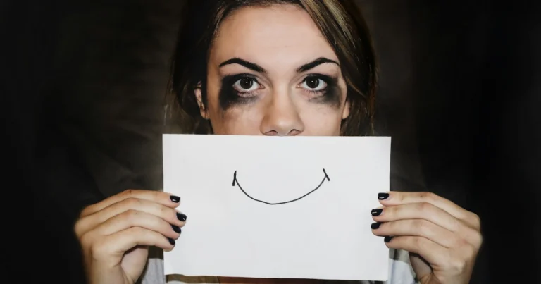 Psikoloğa Gitmek Gerekli mi? Ne Zaman Profesyonel Yardım Almalı?